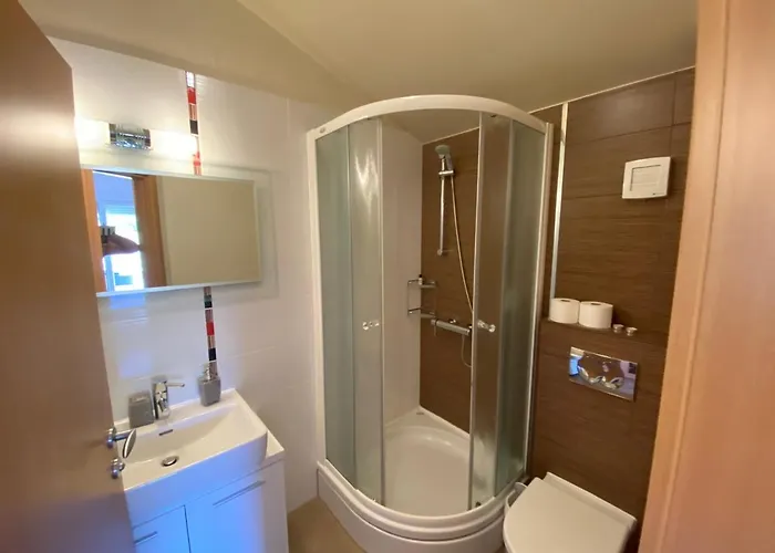 San Monte * פודסטראנה