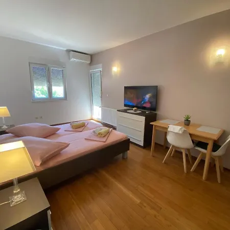 San Monte Apartment *
