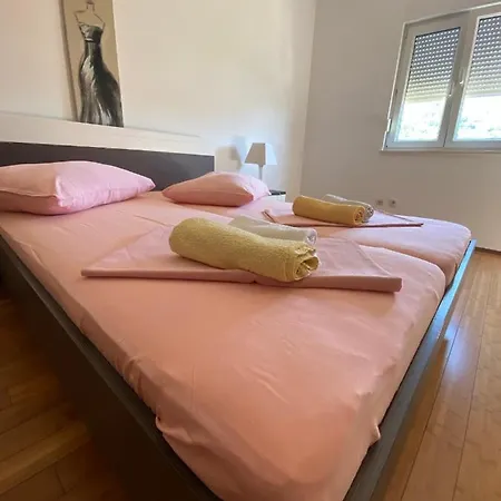 San Monte Apartment *