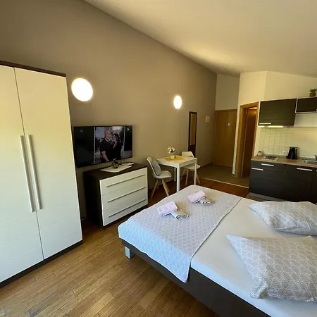 San Monte Apartment Podstrana